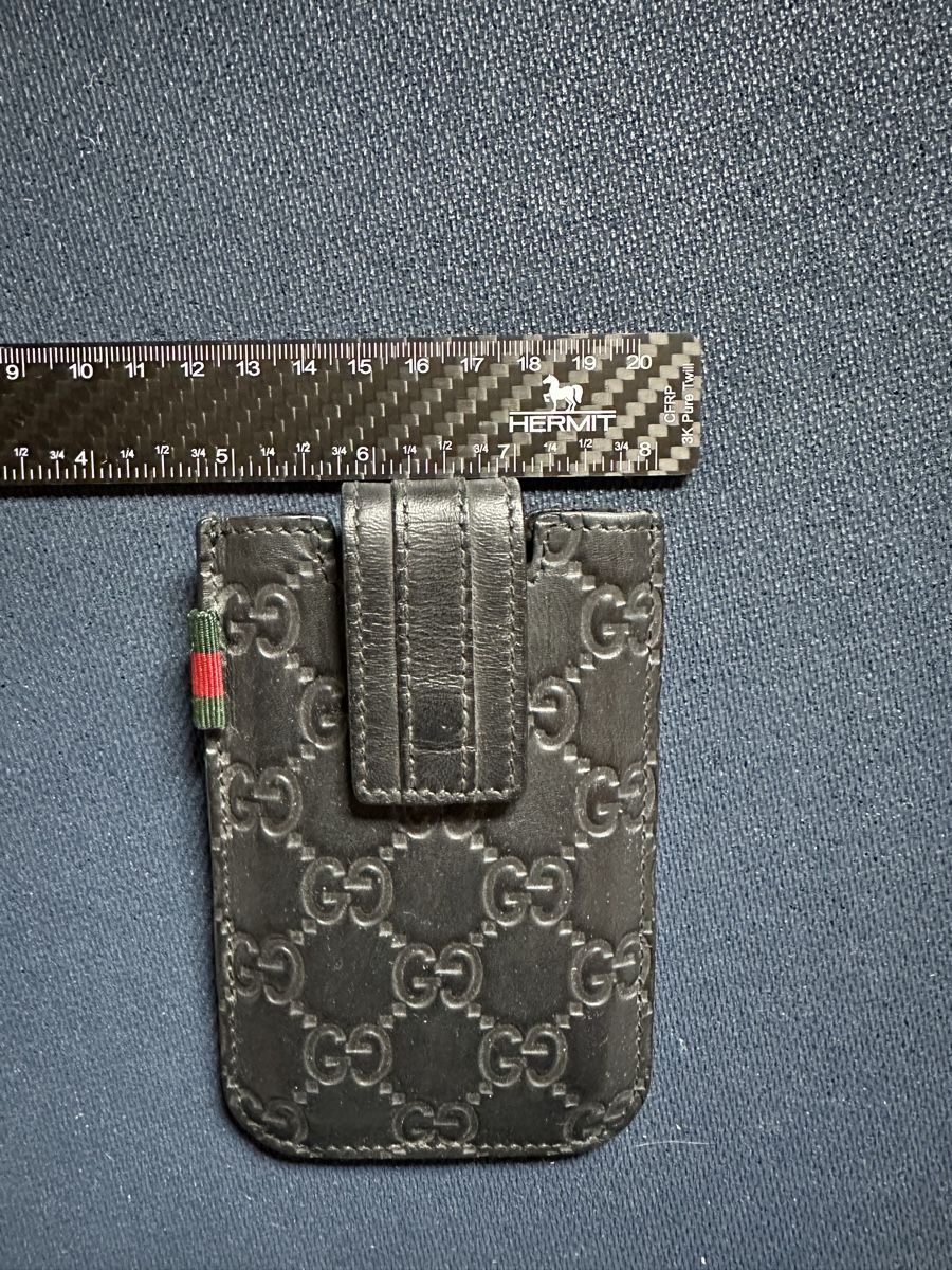 Gucci Cover & Protezioni schermo: Gucci Handy Etui – Nuovo (secondo la descrizione) da Ennenda venduto da Glarus18 2