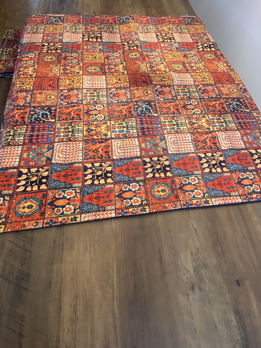 Coperte: Tischdecke aus Seide 96/96 cm – Nuovo e nell'imballaggio originale da Bülach venduto da Nasser2008 2