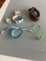 Bracelets unisexe, un est en cuir