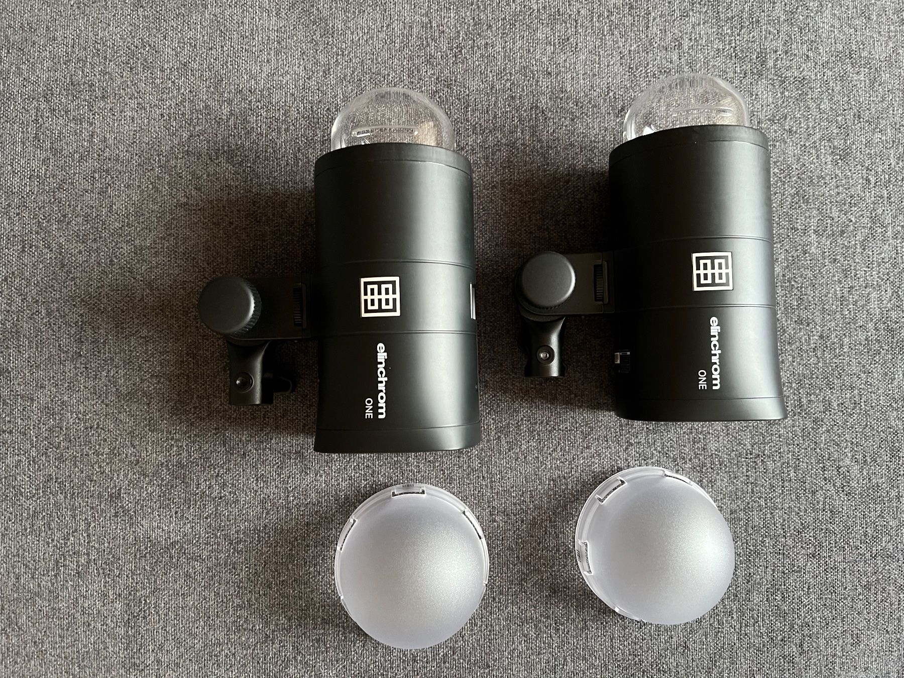 Elinchrom Blitze: Verkaufe Elinchrom ONE - DUAL OFF-CAMERA FLASH KIT – Gebraucht aus Rueun von Tilak12 5
