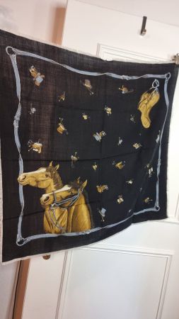 Damen-Foulard mit Pferdemotiv – Wollmischung