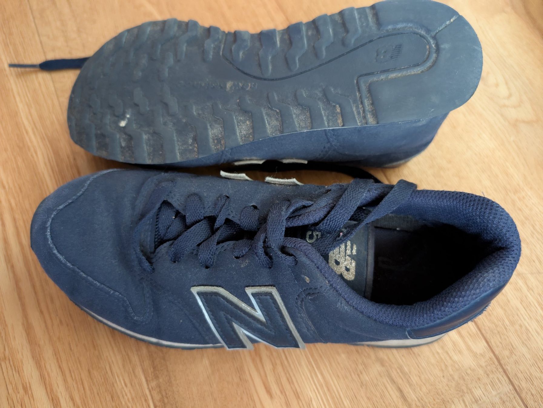 Scarpe da uomo: New Balance Sneaker, Grösse 36, Dunkelblau – Usato da Nottwil venduto da Siana12