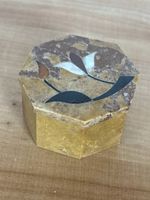 Dose aus Stein / mit Perlmutt