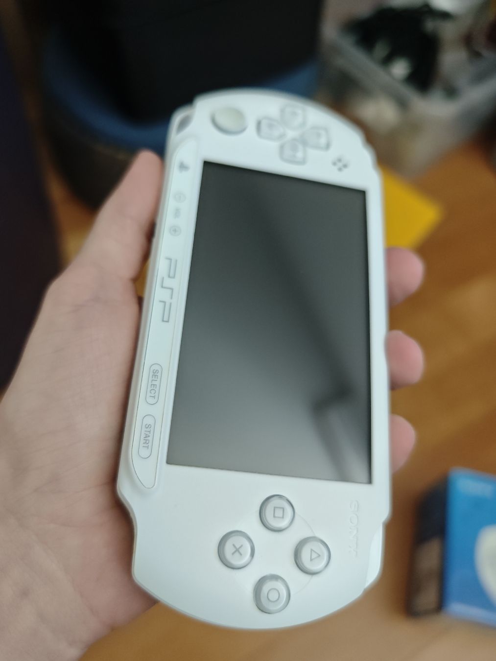 Sony Console: PSP Street weiss mit OVP – Usato da Bonstetten venduto da HemiEngine1969 3