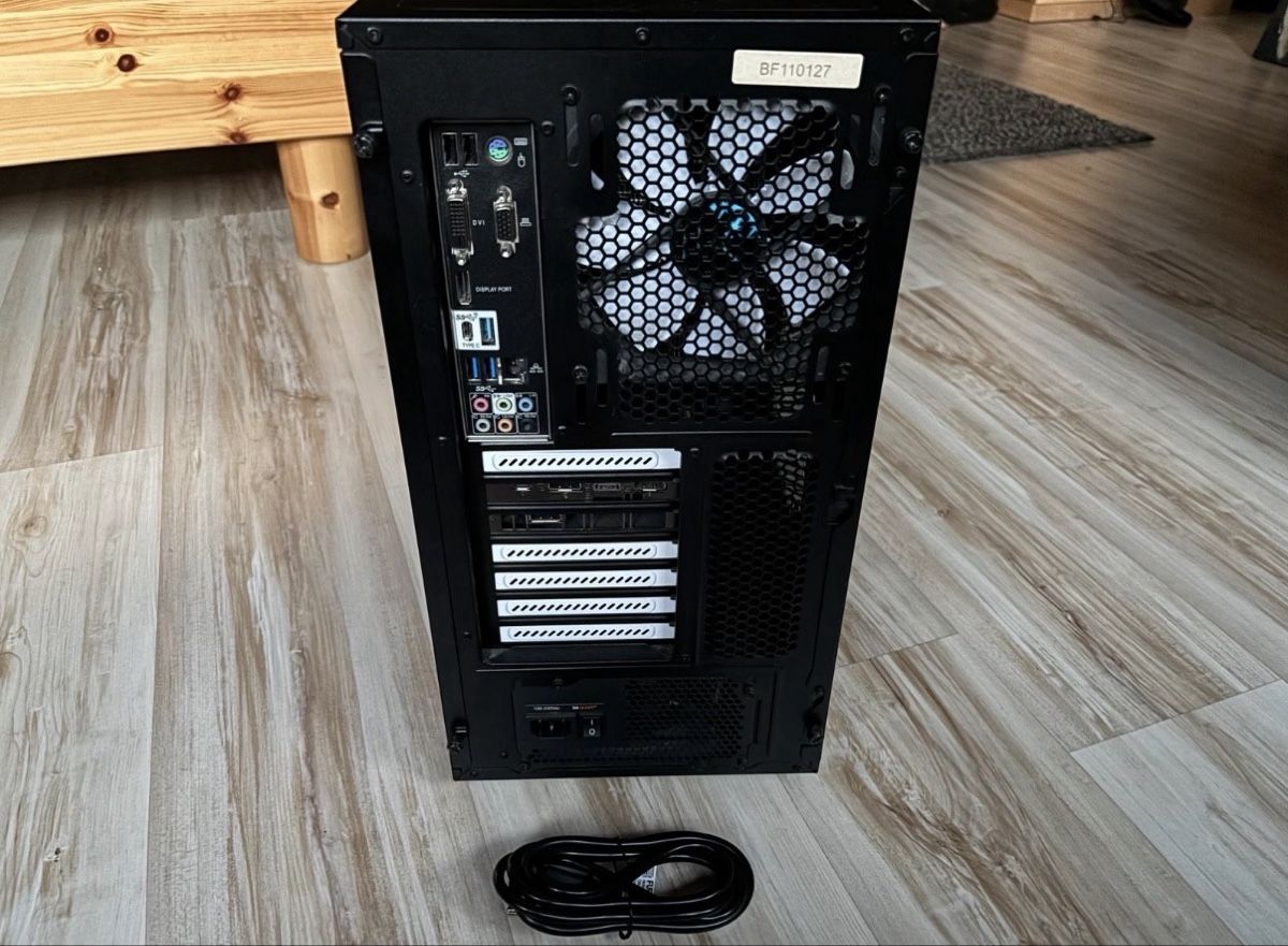 Nvidia PC: Gaming-PC; NVIDIA GeForce RTX 2080; 128 GB RAM, IntelCore i7 – Usato da Basel venduto da Paul_Boettcher 2