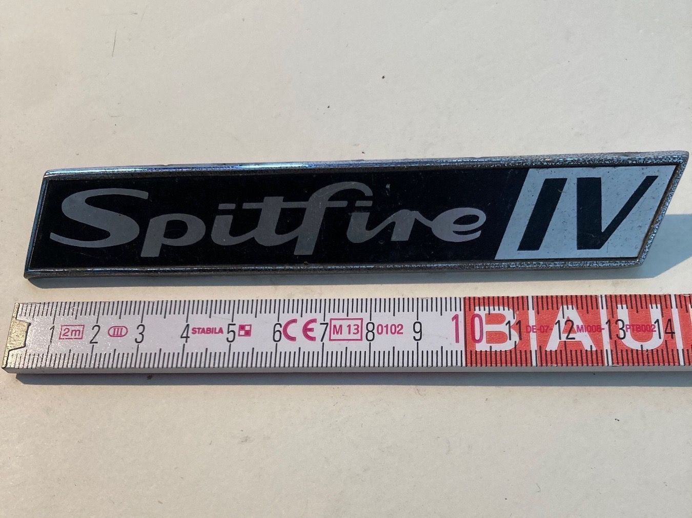 Triumph Tutti pezzi di ricambio auto: Triumph Spitfire IV Emblem – Usato da Münsingen venduto da Rehtre
