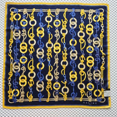 Céline Vintage Tuch 58 × 58 cm