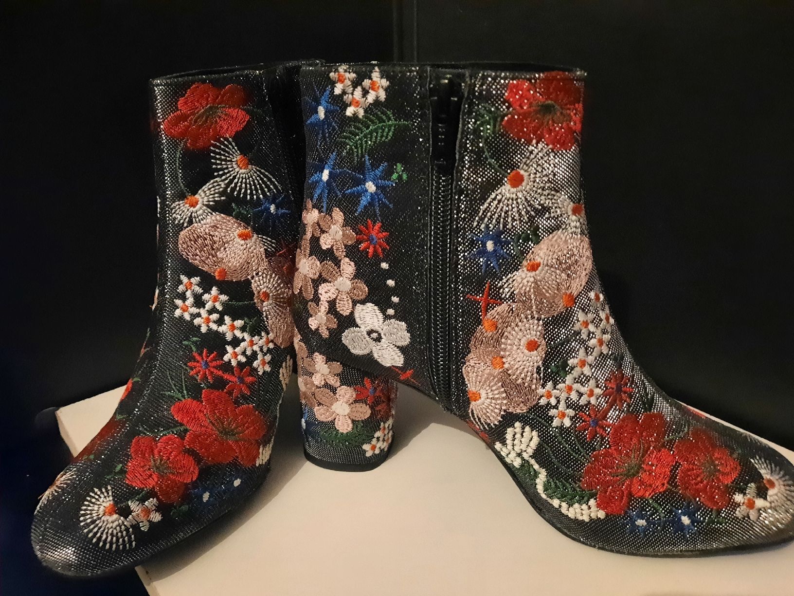 Damenschuhe: stivaletto cangiante ricamato 36 – Neu (gemäss Beschreibung) aus Biasca von Old_6blh 7