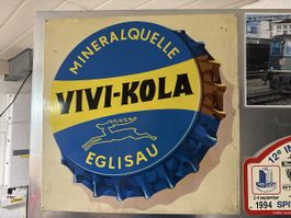 Vivi-Kola Eglisau Mineralquelle Werbetafel Metall ca. 45x45c