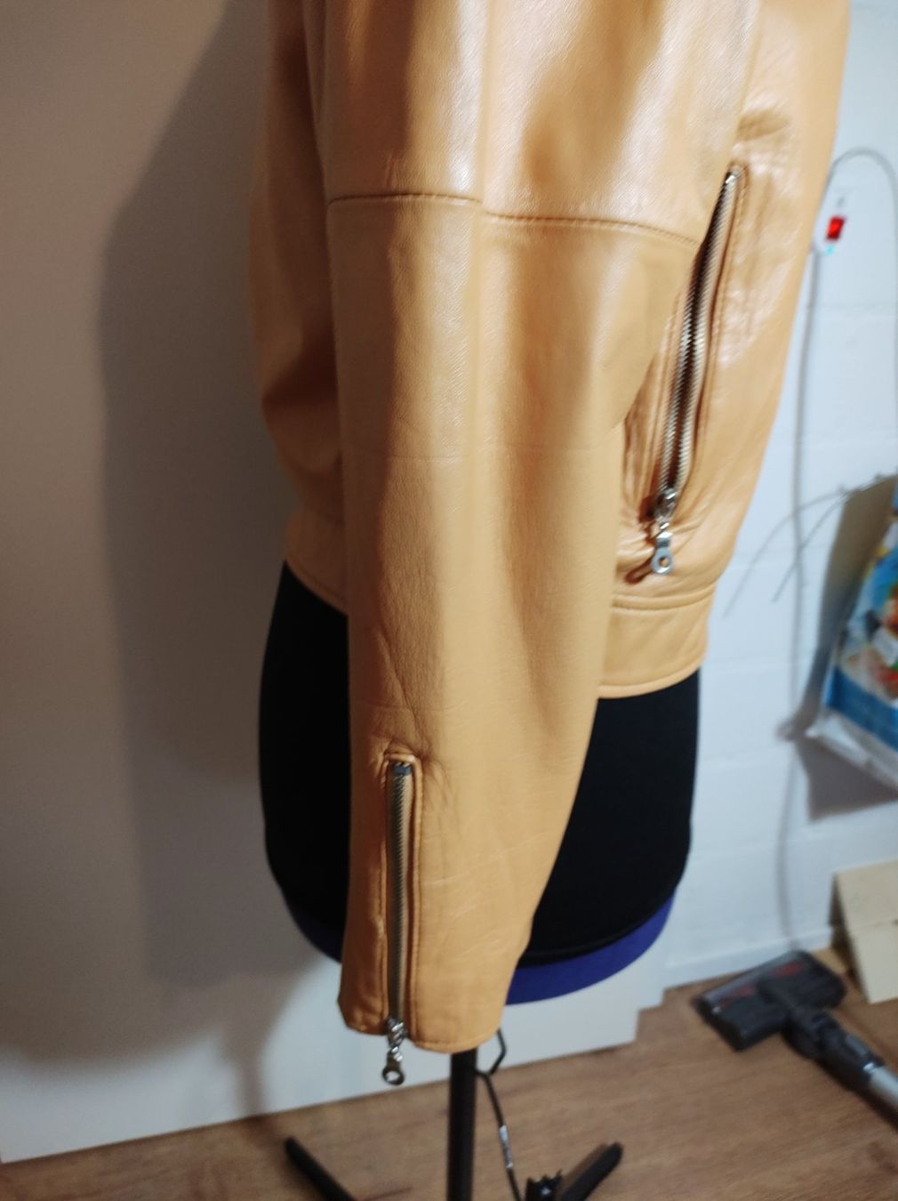 Giacche: Lederjacke M – Usato da Weite venduto da Uhu36uhu 2