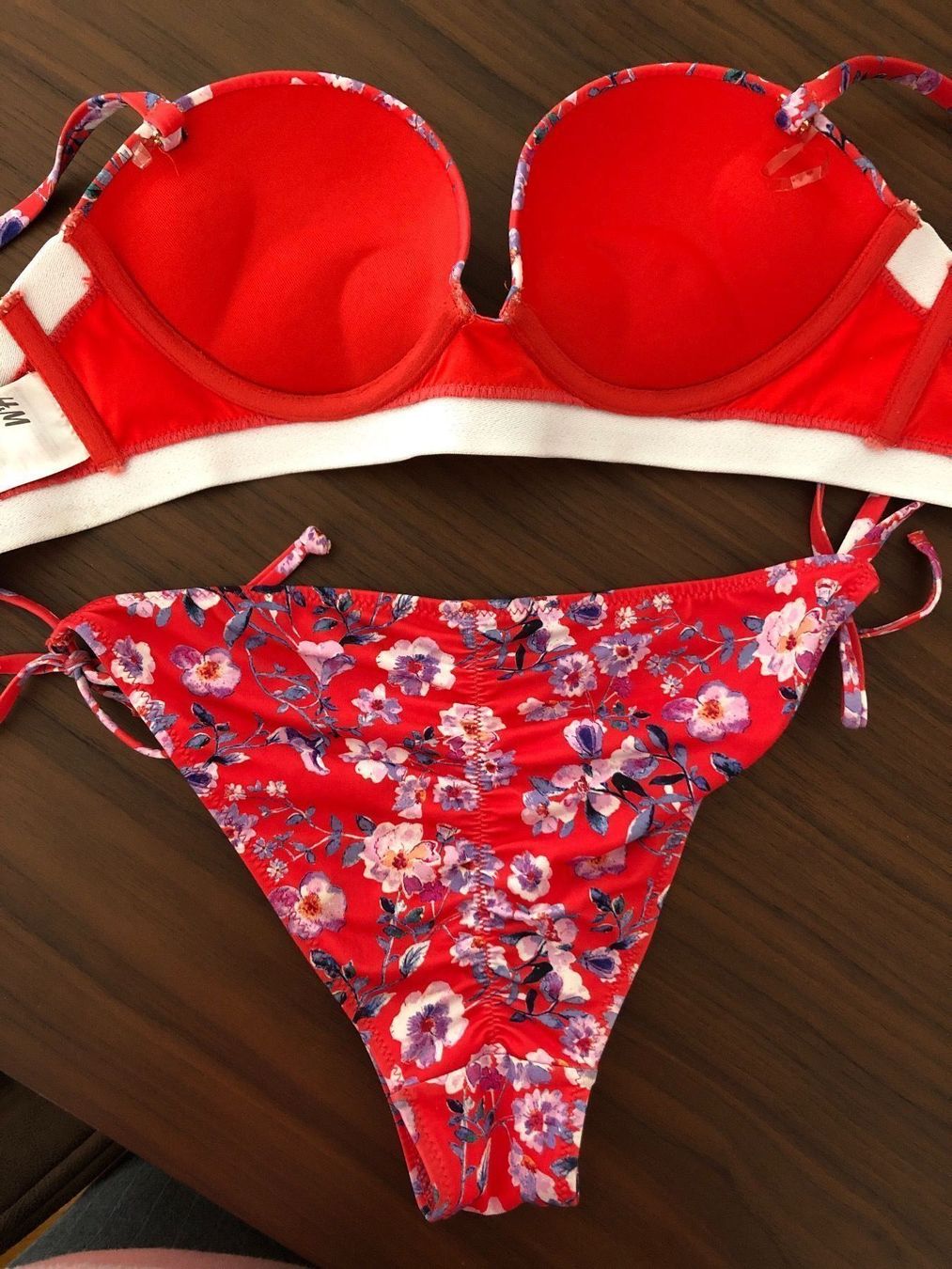 H&M Costumi da bagno & Bikini: H&M Bikini Set Push up 34 size – Usato da Horgen venduto da Elizhadz 2