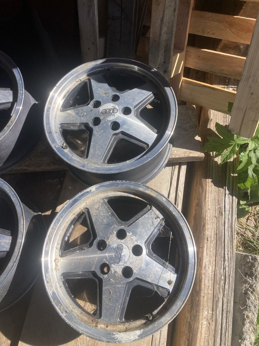 Audi Cerchioni: Audi S2 3B Alufelgen – Usato da Adelboden venduto da QuattroA2 1