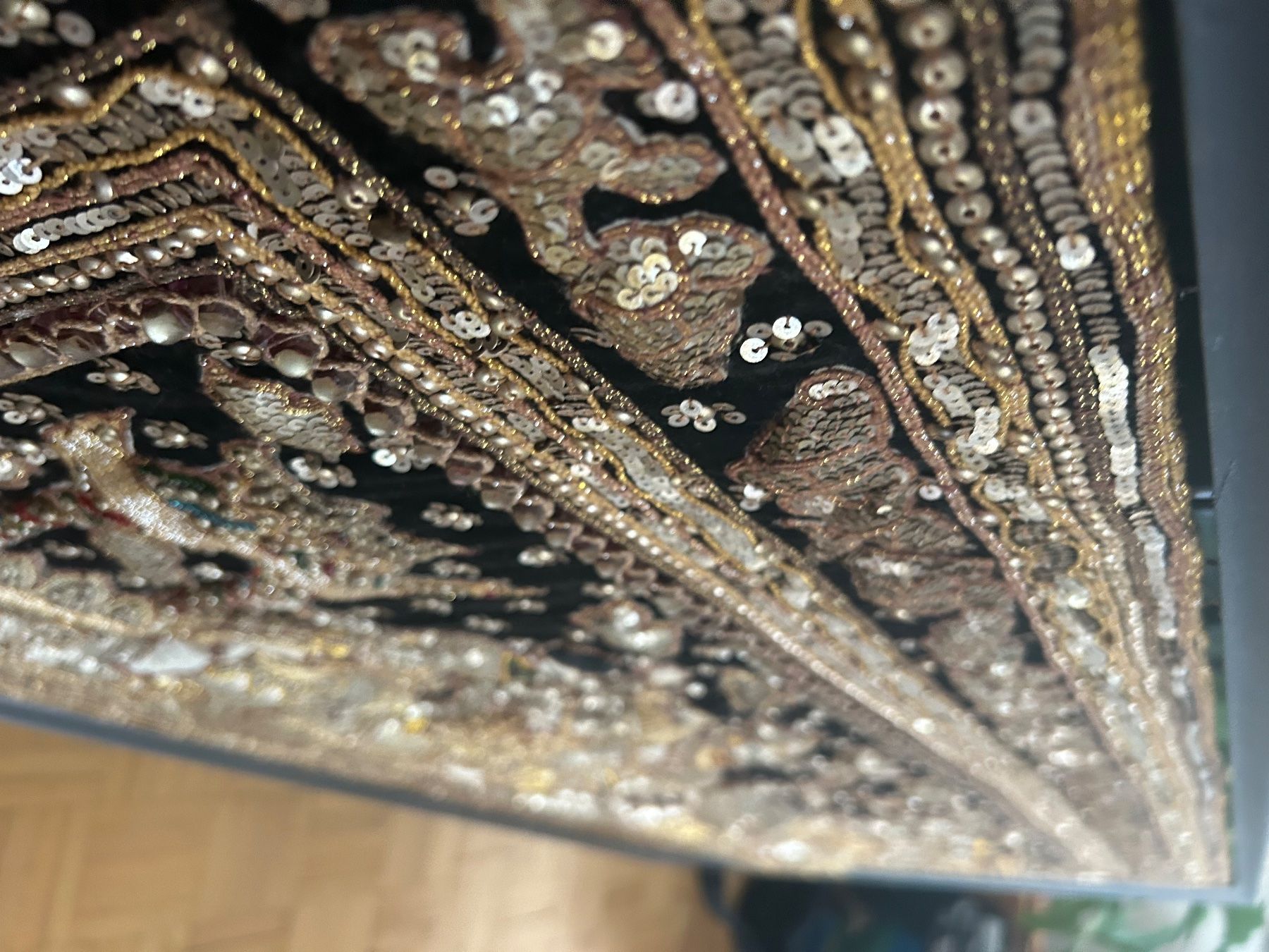 Tutte le decorazioni: Wandteppich Kalaga – Usato da Bülach venduto da silk1881 6