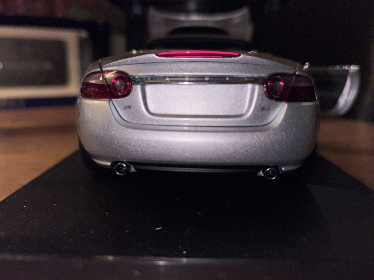 Autoart Modellautos: Autoart Jaguar XK Modellauto 1:18 – Gebraucht aus Glattfelden von Therzog 7