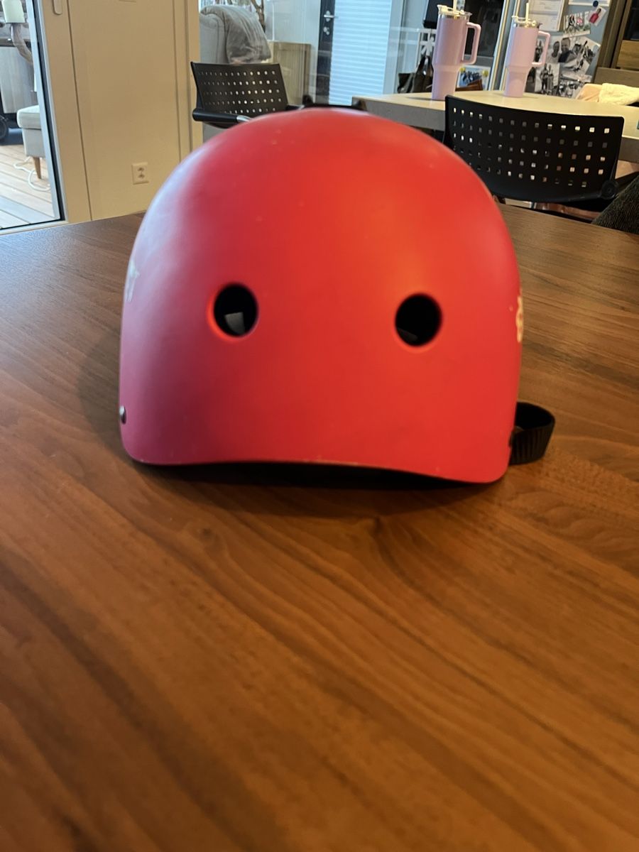 Caschi: Stylischer pinker Skate- / Velo-Helm Gr. 48-54 – Usato da Altdorf UR venduto da Jenny13 1