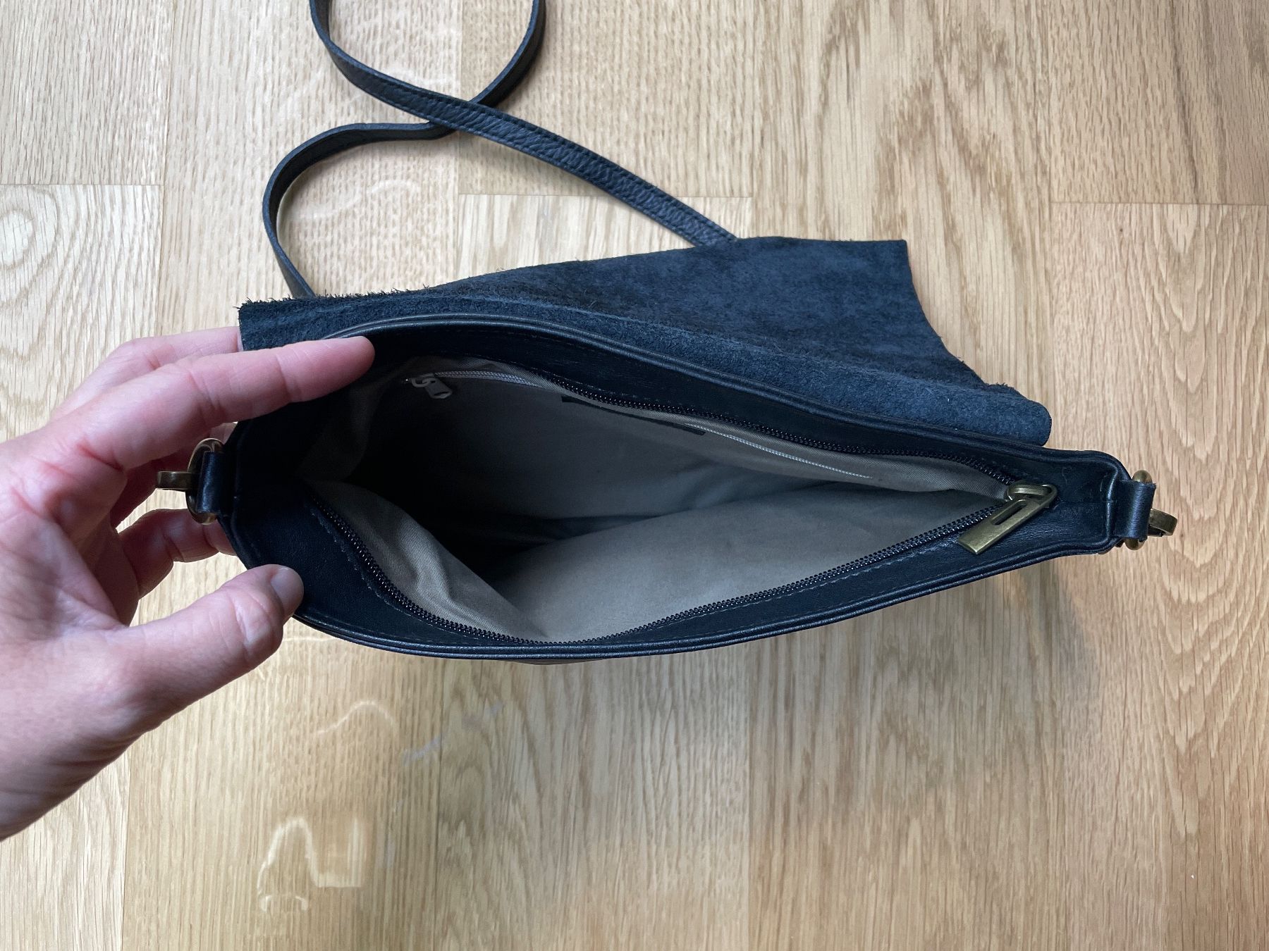 Borse da donna: Ledertasche schwarz – Usato da Zürich venduto da man_yb8d 2