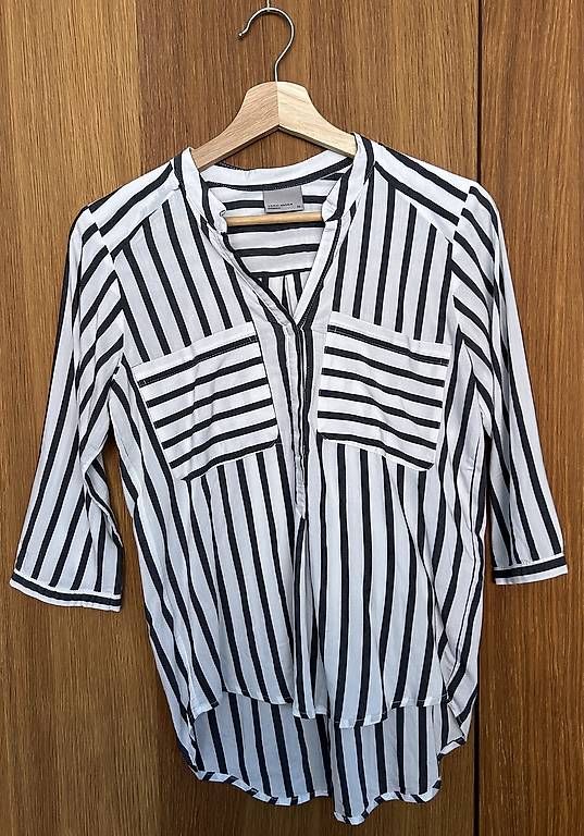 Vero Moda Camicette: schwarz/weisse Bluse – Usato da Gais venduto da T_iziana