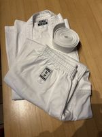 Kimono blanc taille 160 état neuf 