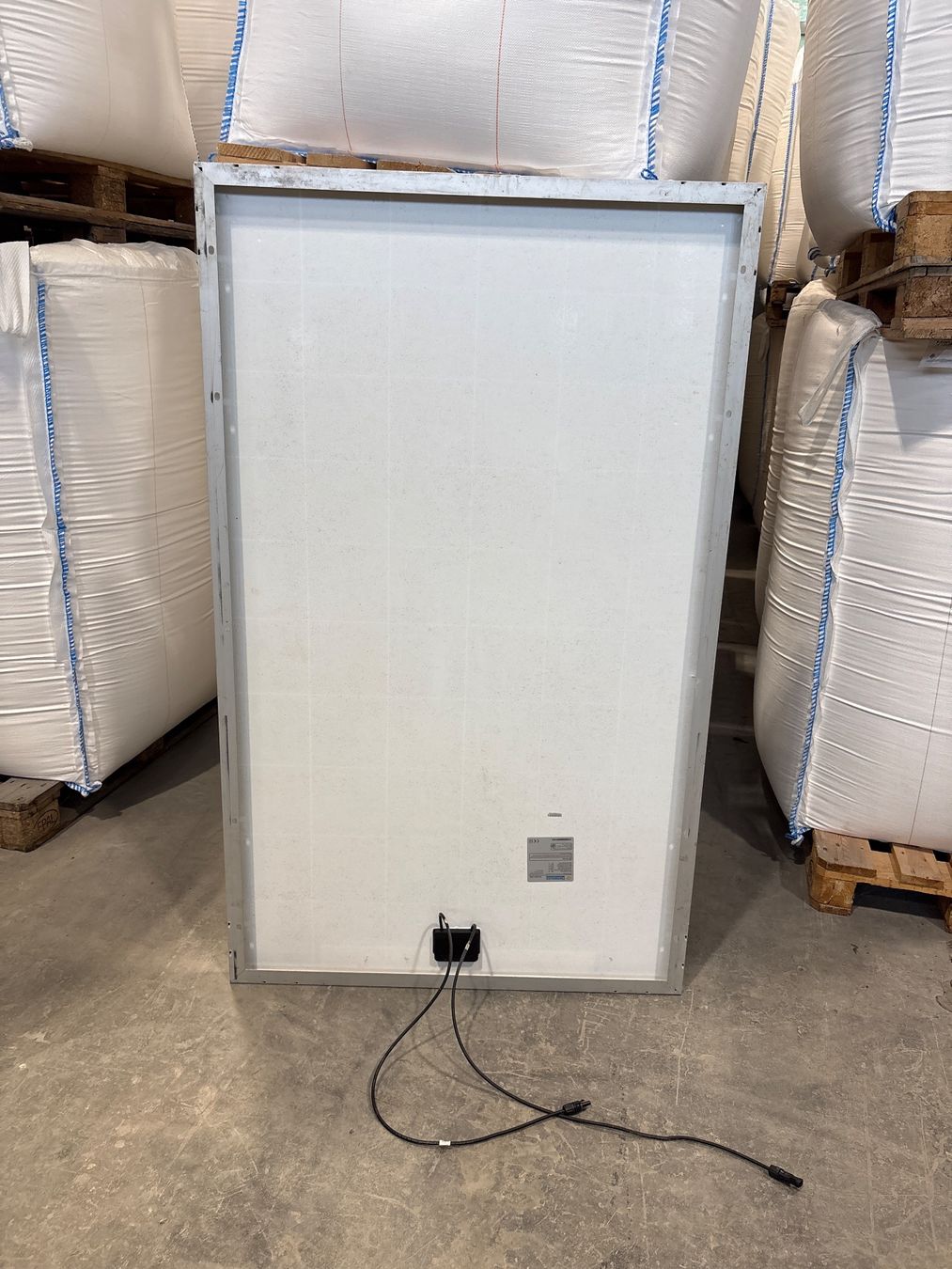 Dispositivi a energia solare: Solarpanel PVA 6221 Rickenbach – Usato da Emmenbrücke venduto da Plan-C-Liquidationen 2