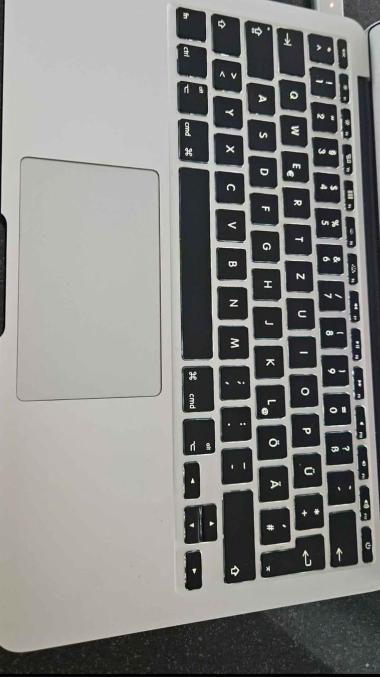 Apple Notebook: MacBook Air 13" Intel Core i5 top Zustand – Usato da Sennwald venduto da ize_s5pv 1