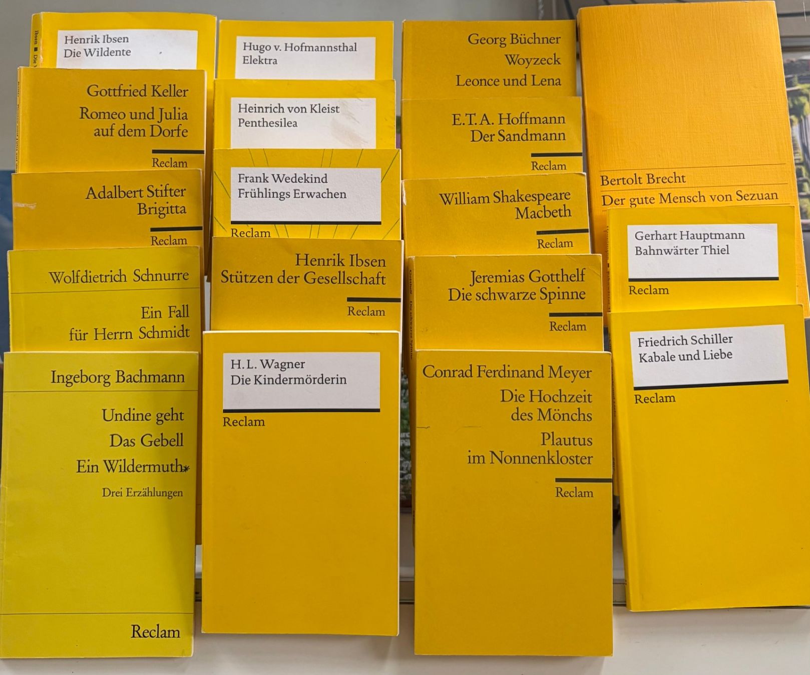 Libri: Reclam Klassiker Sammlung Paket – Usato da Büttikon AG venduto da gluschtig 2