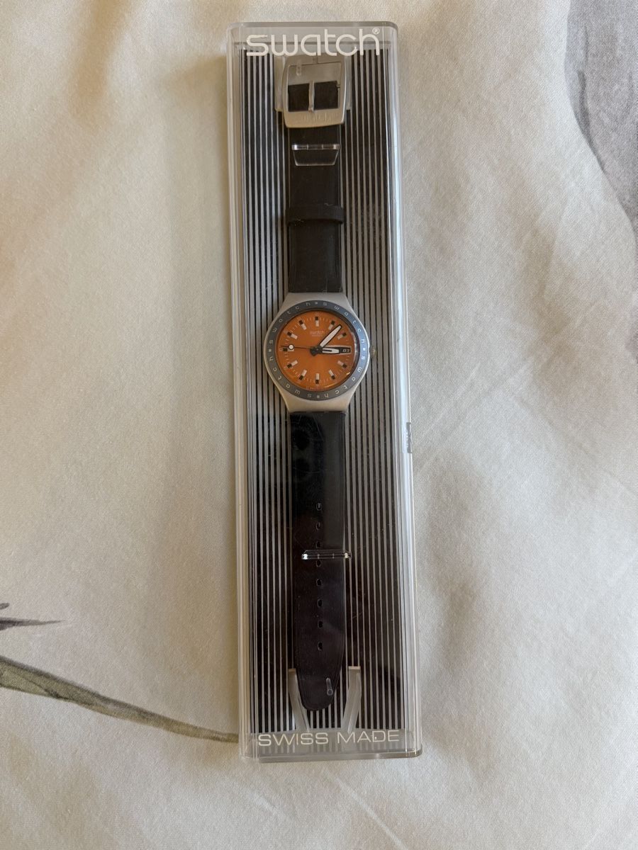 Swatch Smartwatch: Swatch Uhr, getragen – Usato da Kloten venduto da Thobu1