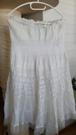 Trägerloses Kleid Weiss Grösse M 