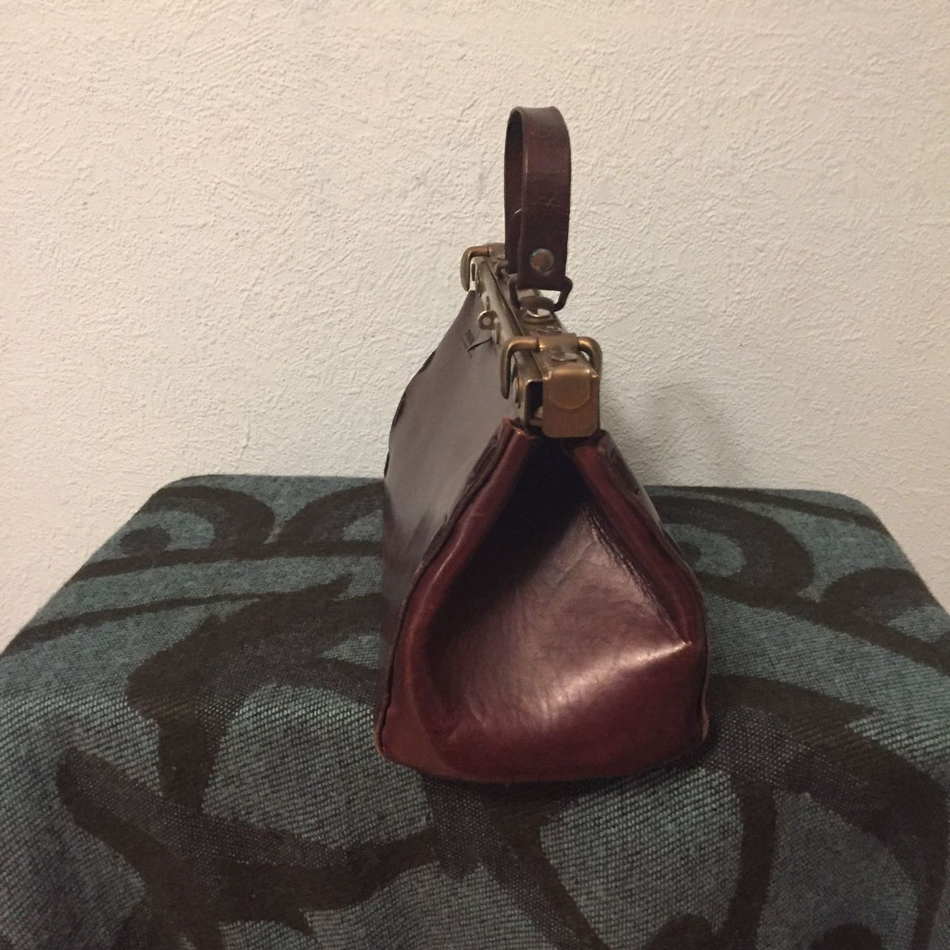 Taschen für Damen: Rare Sac vintage cuir chocolat – Gebraucht aus Genève von ct_fqr8 1