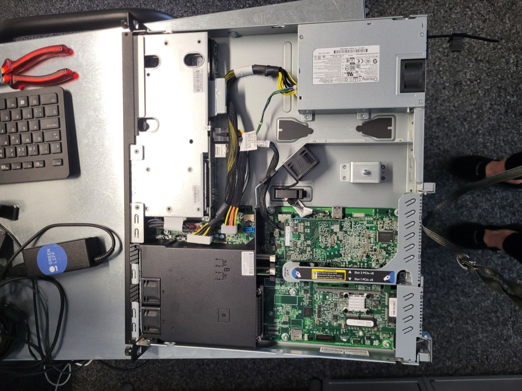 Hewlett Packard Server: HPE ProLiant DL20 Gen 9 mit 4 HDD – Gebraucht aus Rümlang von Greenliff 6