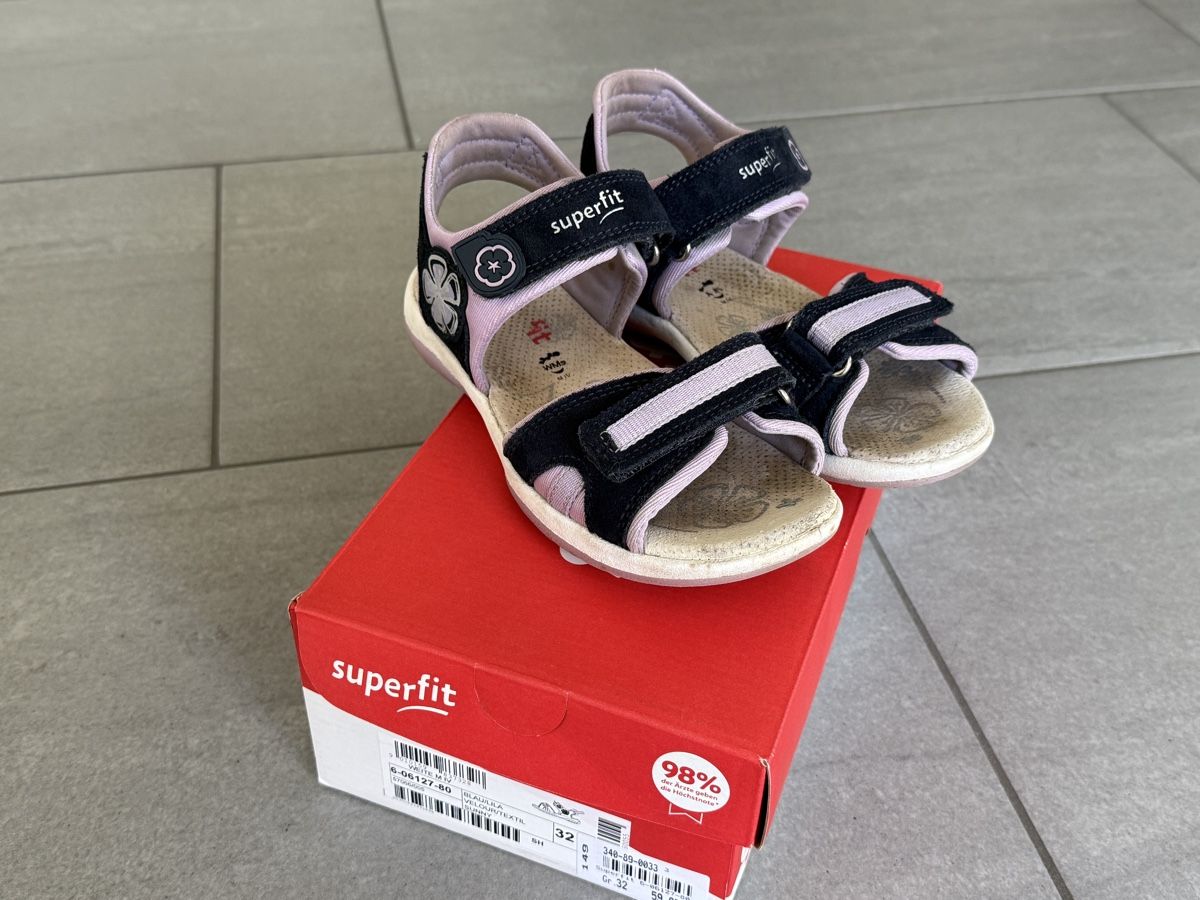 Superfit Scarpe per ragazze: Superfit Sandalen Grösse 32 – Usato da Mägenwil venduto da Bienchen8