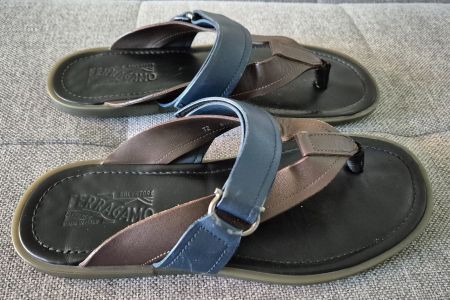 Sandale pour homme, marque Salvatore Ferragamo, taille 42