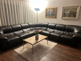 Elegante Ledercouch, braun, grosszügig für gemütliche Abend