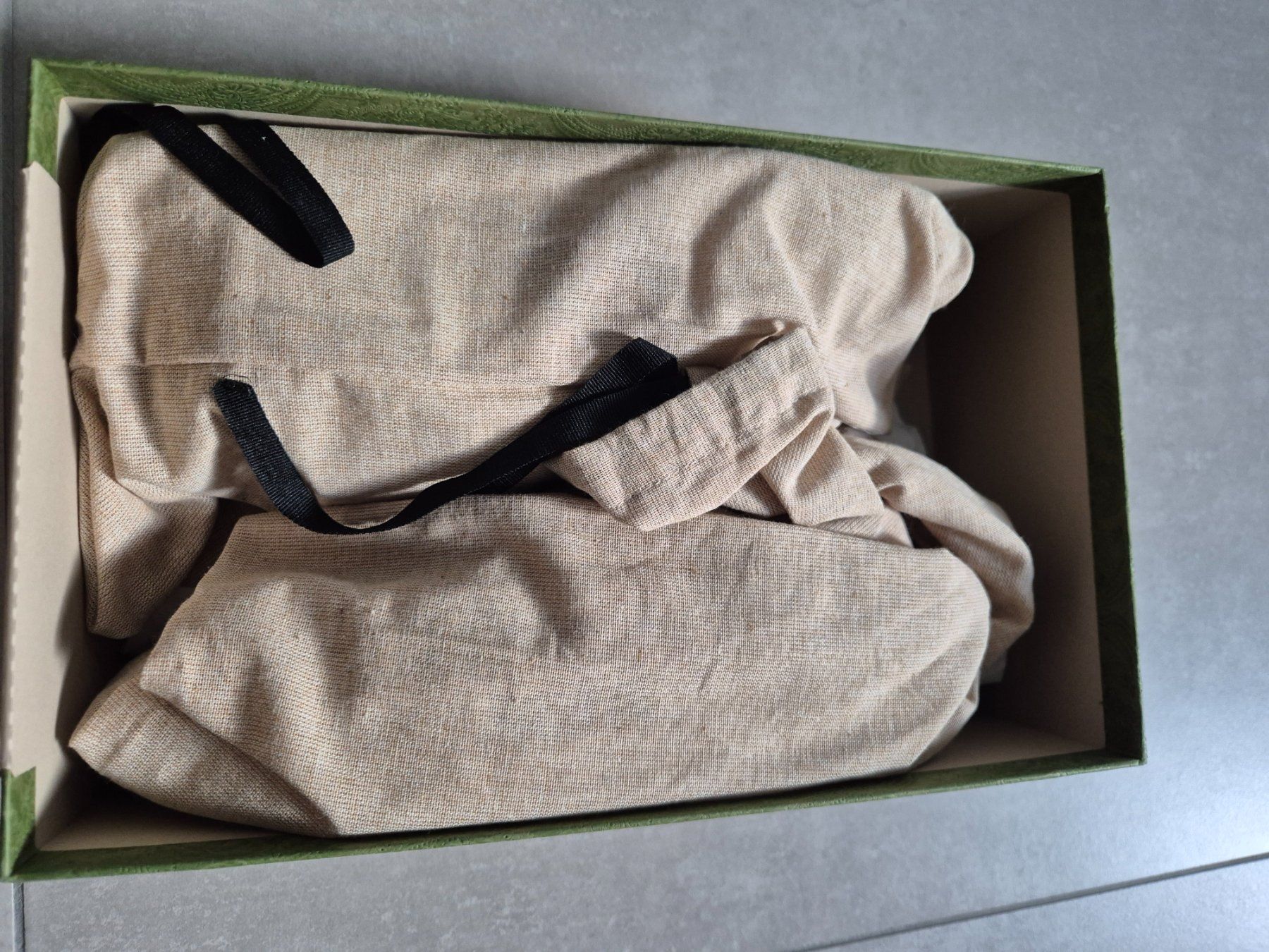 Gucci Scarpe da donna: Baskets Gucci – Nuovo e nell'imballaggio originale da Blonay venduto da Yogavie 5
