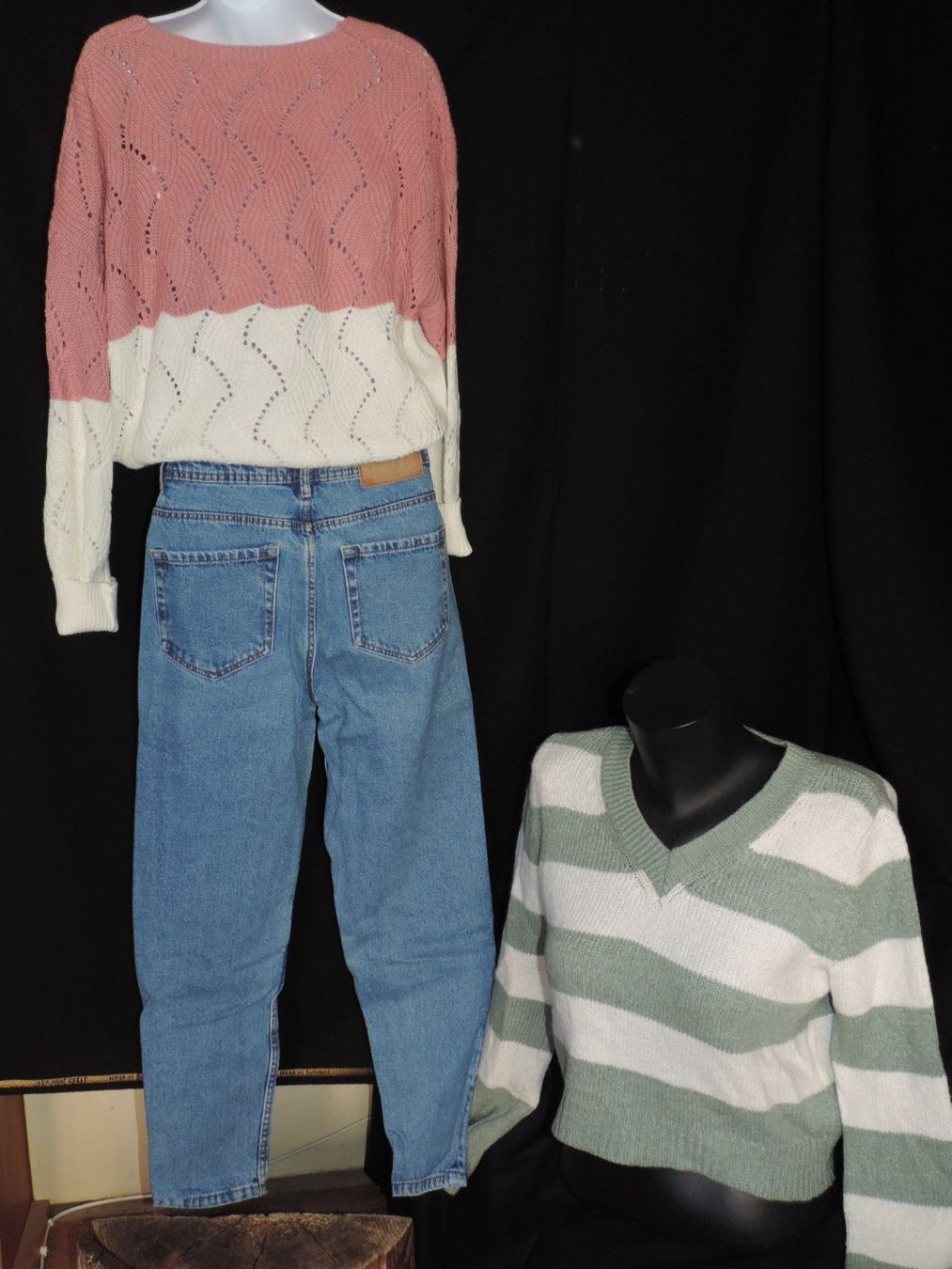 Jeans: jeans et 2 pulls – Gebraucht aus Genève von Axelle333 2