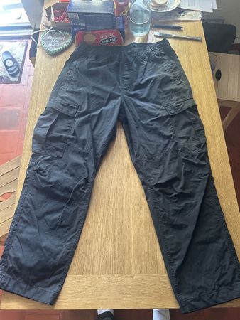 Cargo gymshark taille L 