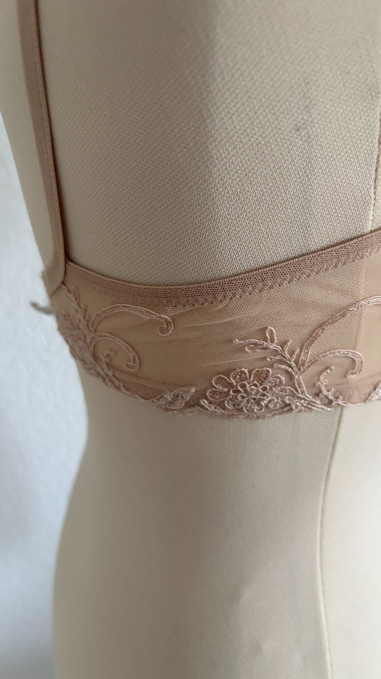 Lise Charmel Altra biancheria intima: BH Simone Perelle+Lise Charmel 80 B – Usato da Liestal venduto da aarroon 8