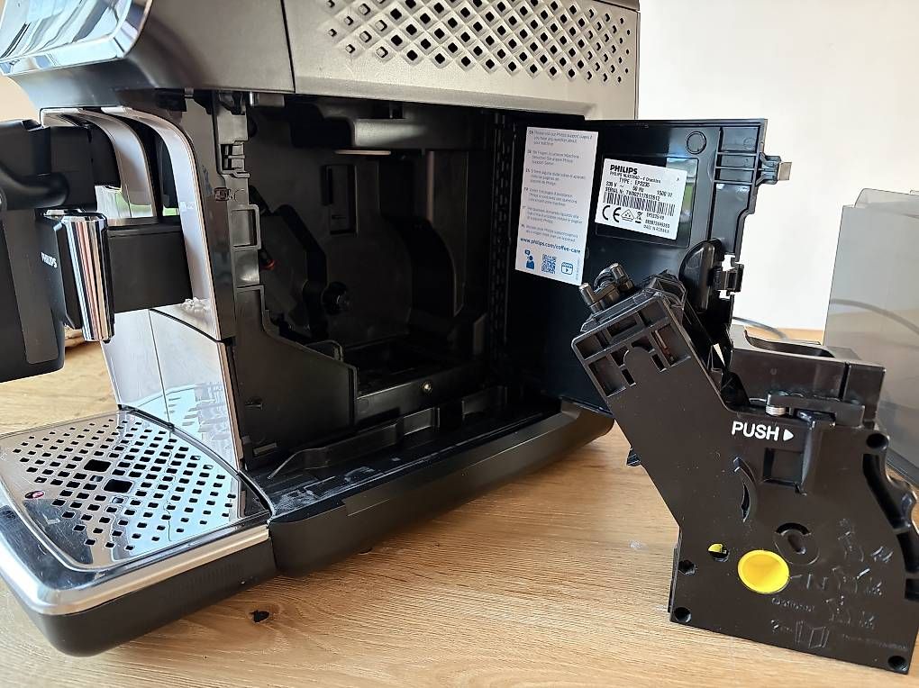 Macchine per caffè & Macchine per espresso: Philips LatteGo EP2235 Vollautomat – Usato da Gurmels venduto da KD91 2