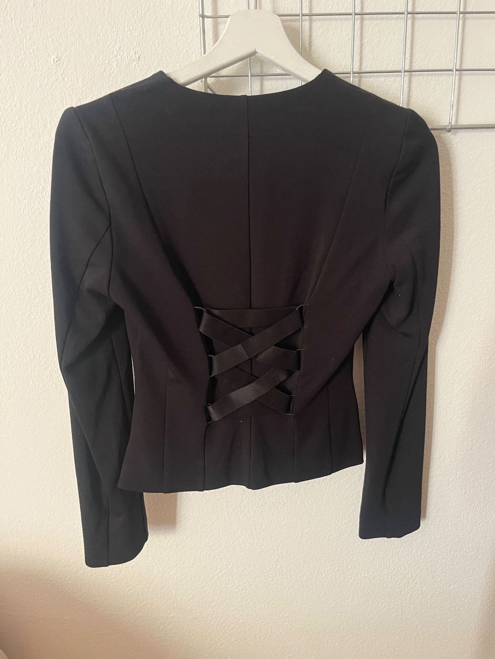 Guess Anzüge & Kostüme: Guess taillierter Blazer – Gebraucht aus Thun von saeru28 1