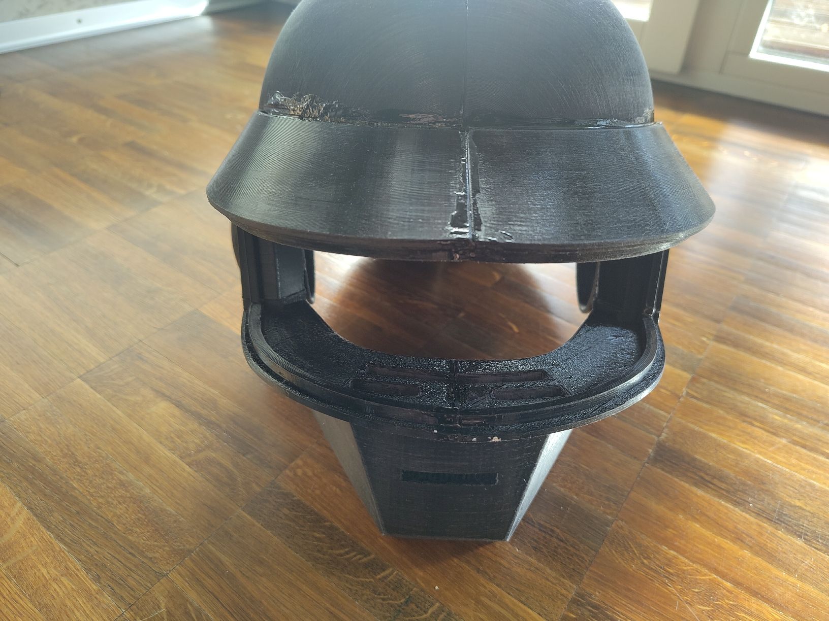 Costumi: Daft Punk Helm 3D Druck, unfertig, defekt – Difettoso da Winterthur venduto da PHST00 2