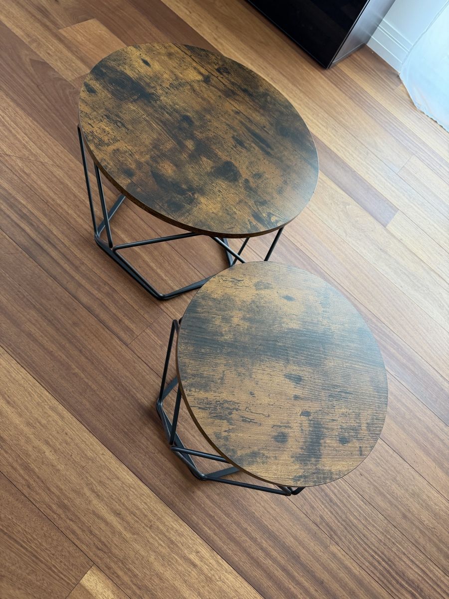 Set di tavolo e panche: Sofatisch Set 2-teilig – Usato da Siebnen venduto da DaveHM98