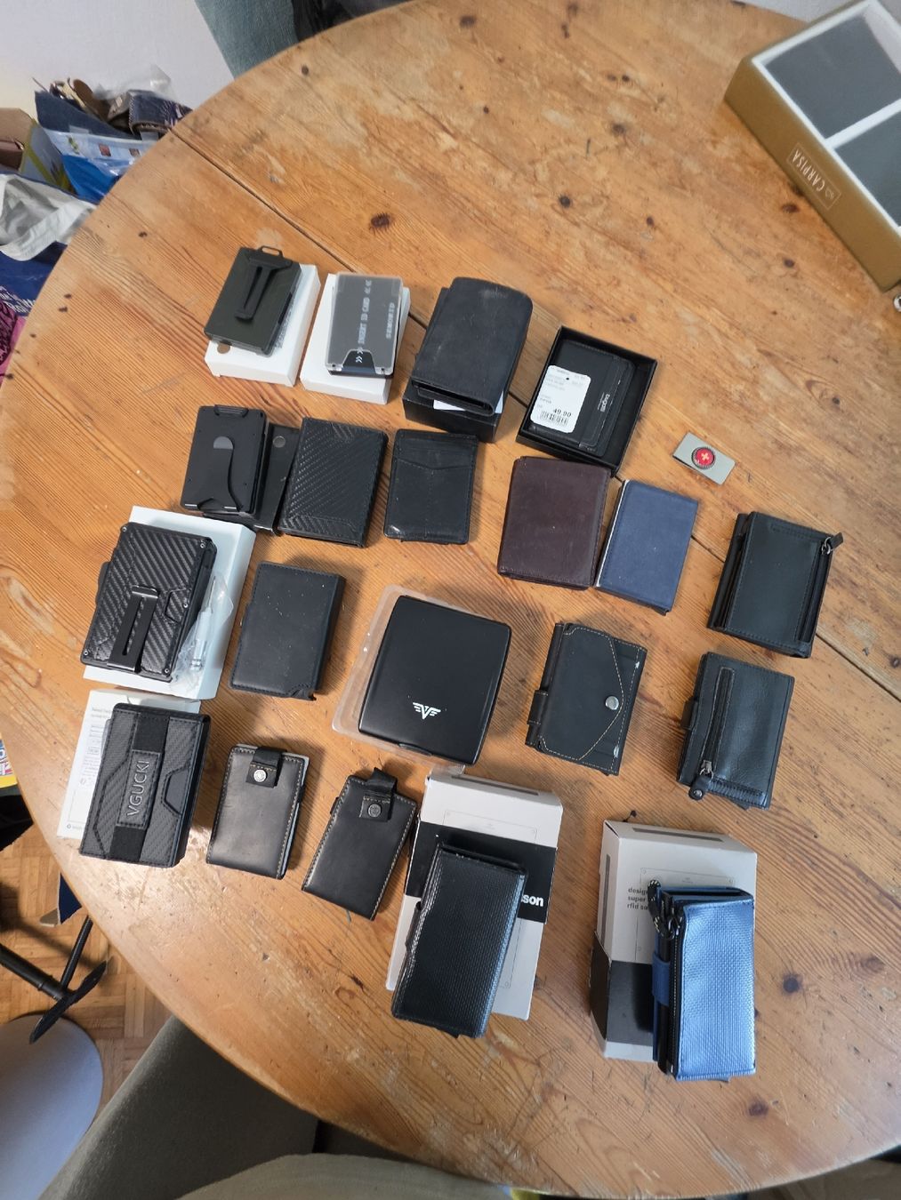 Portafogli: Flohmarkt Diverse Geldbörse und Mini Wallet. – Usato da Adliswil venduto da mibikywe 2