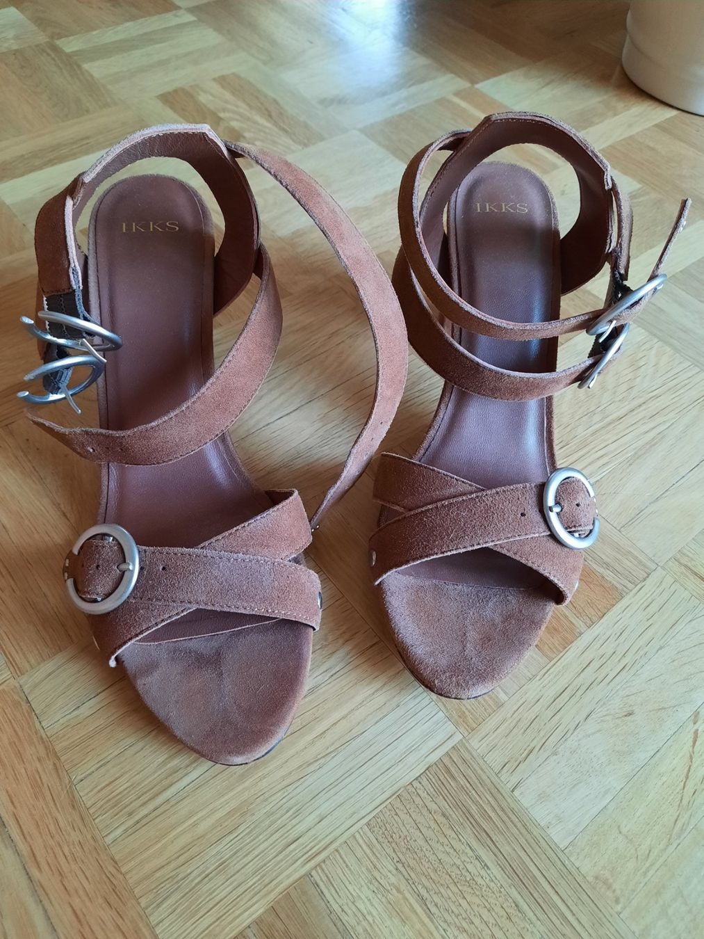 IKKS Scarpe da donna: Sandales daim IKKS – Usato da Genève venduto da celima48 1