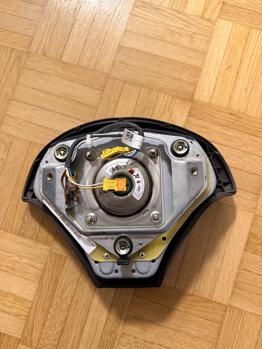Audi Tutti pezzi di ricambio auto: Audi A4 B5 Airbag – Usato da Endingen venduto da rubenrocha2003 3