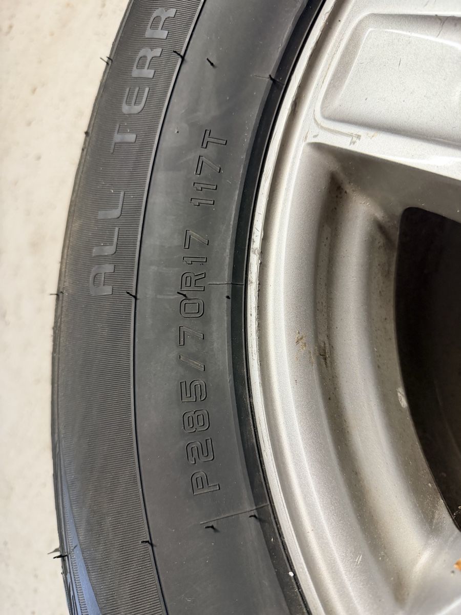 Pneumatici & Ruote complete: Roues complètes Dodge Ram – Usato da Donneloye venduto da Edelweiss_jeep 2