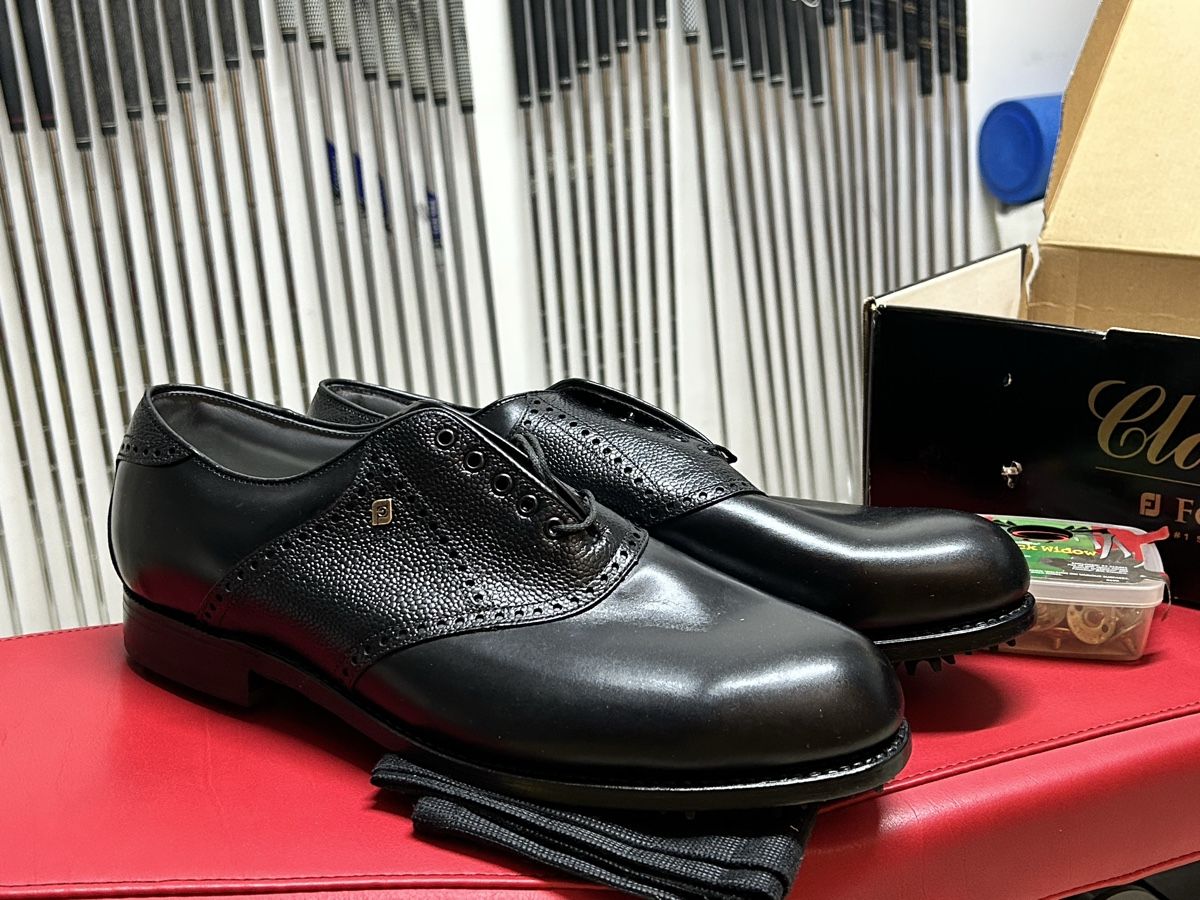 Chaussures hommes: Foot Joy Classic’s Dry Waterproof size 45 – Neuf avec emballage d'origine à Muzzano par PQ67 1