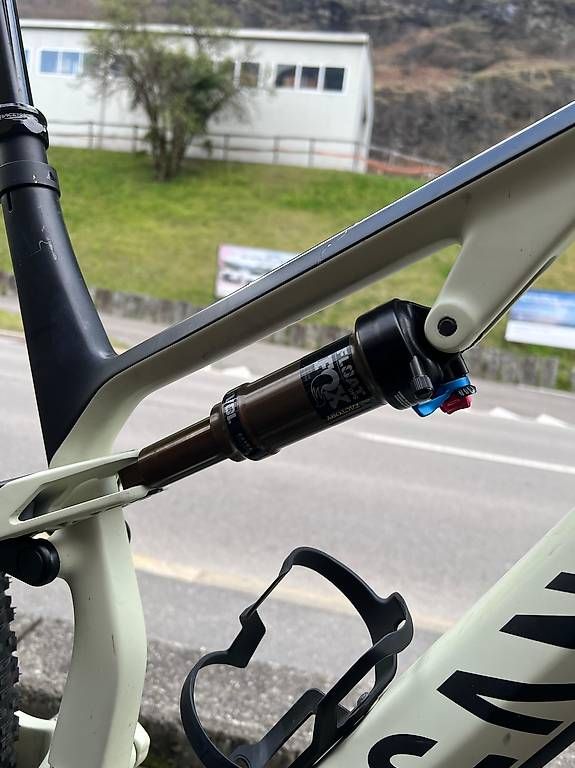 Canyon Biciclette: Canyon Neuron CF 9 SL – Usato da Zürich venduto da gia_75lr 1