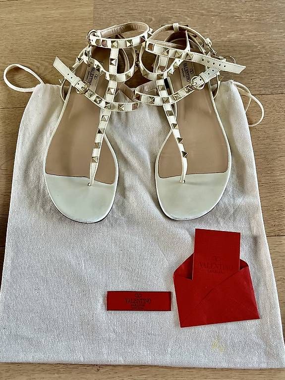 Valentino Damenschuhe: VALENTINO GARAVANI Sandalen – Gebraucht aus Basel von car_mz8n