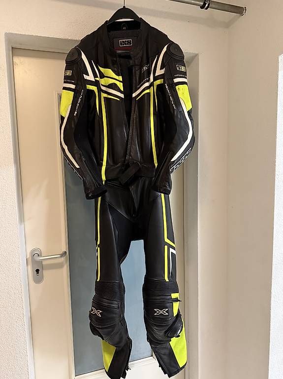 IXS Giacche: 2 Teiler IXS Lederkombi gr.46 – Usato da Ruswil venduto da fle_6k6s 1