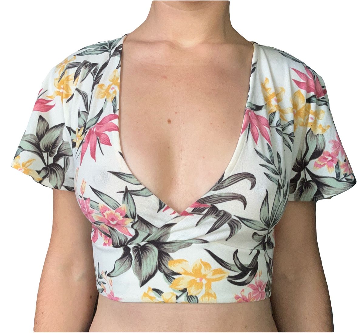 Top: Croptop Blumenmuster – Nuovo (secondo la descrizione) da Bern venduto da jul_tv62