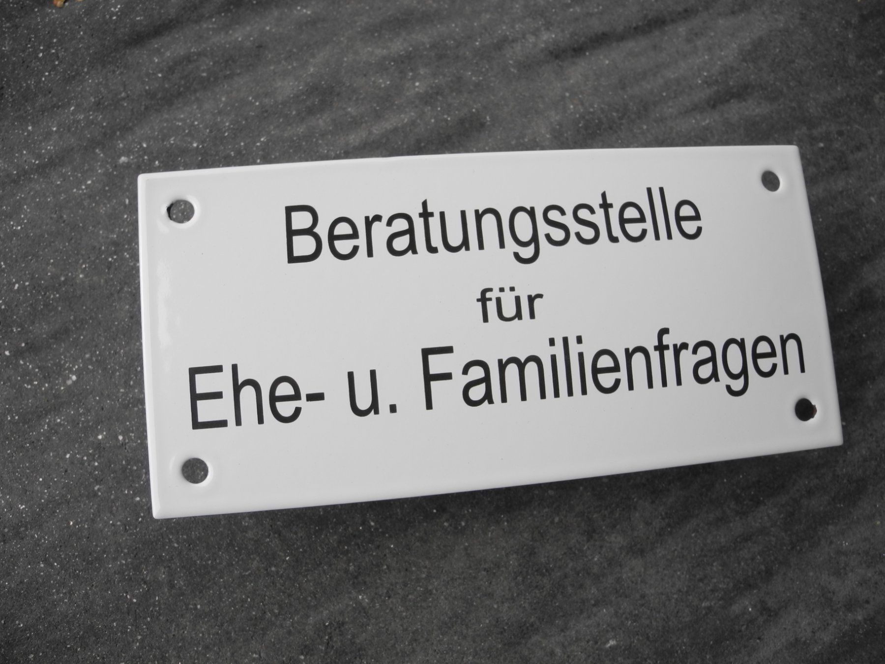 Ecriteaux: WITZIGES EMAILSCHILD – Neuf (Voir description) à Reinach AG par Huckleberrysix 1